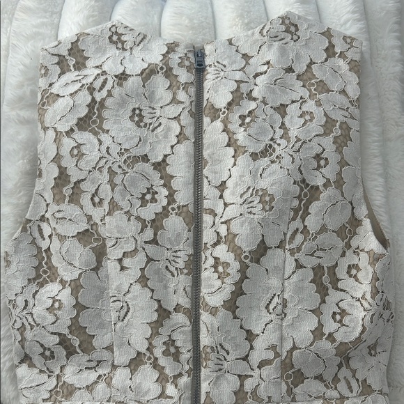 Alice + Olivia Cream Floral Lace Mini Dress - Picture 9 of 10